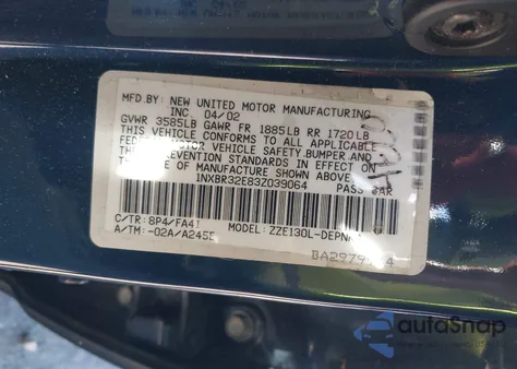 2003 Toyota Corolla Le z USA, uszkodzony, nr VIN 1NXBR32E83Z039064